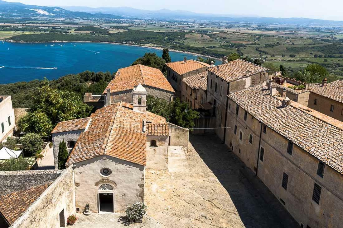 Centro Storico Lägenhet Casale Marittimo Exteriör bild